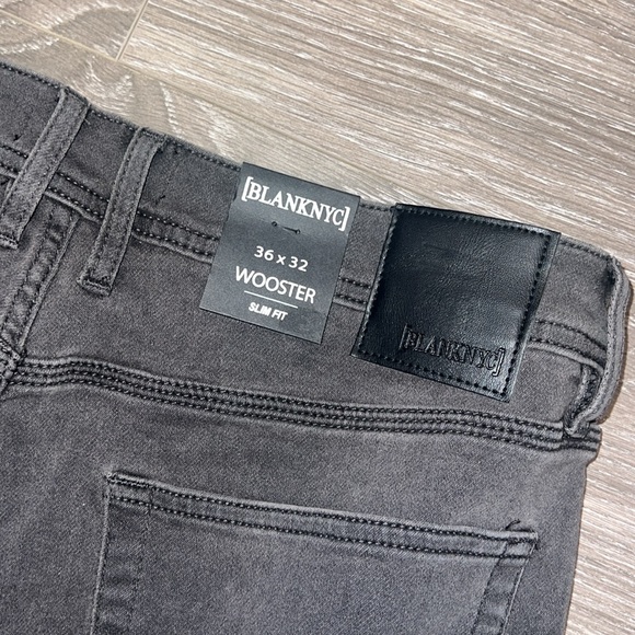 BlankNYC Wooster jeans. Black washed. NWT - Picture 4 of 5